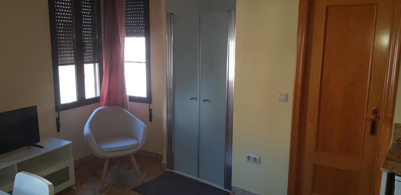 Sleep Turia Apartamentos Casinos Ngoại thất bức ảnh